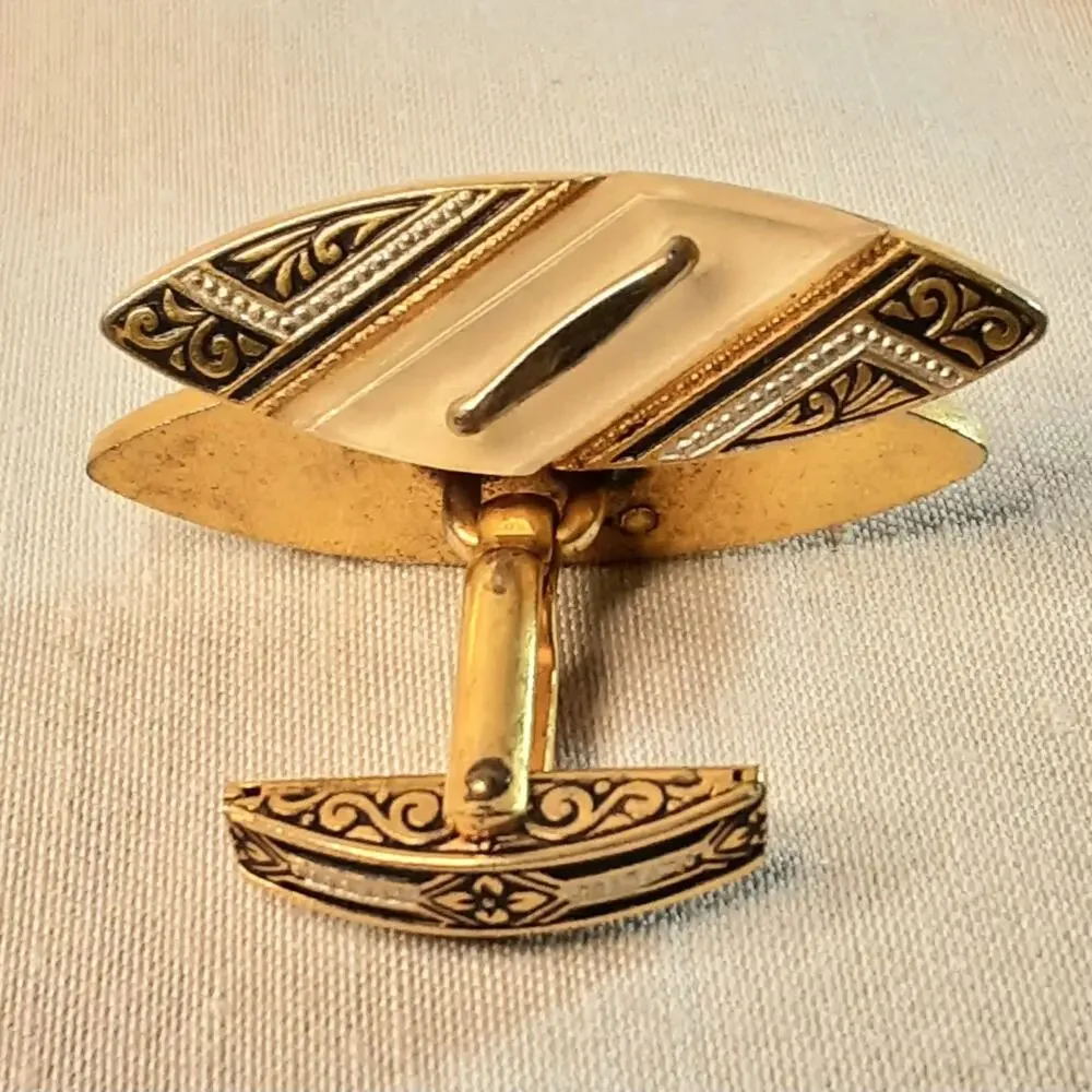 💎Ornate Cuff Links Damascene Design Smokey White Lucite Accent Decorated Posts